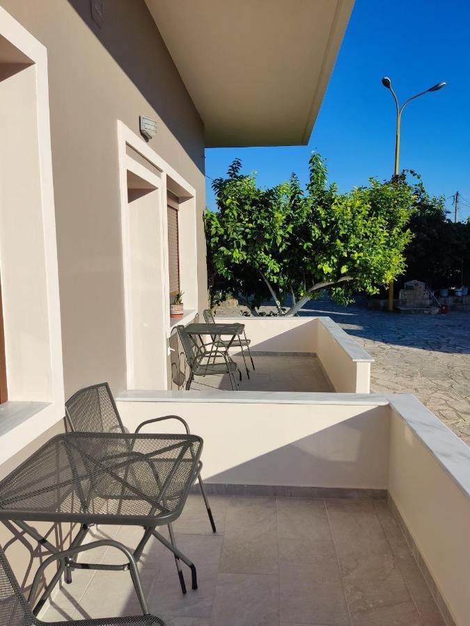 Erietta Rooms Aydonat Dış mekan fotoğraf